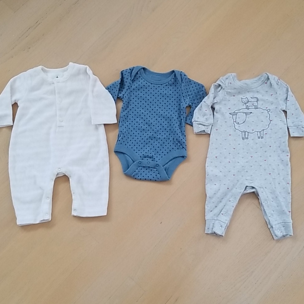 Bundle of 3 Baby Gap First Favorites 0-3 mo girl